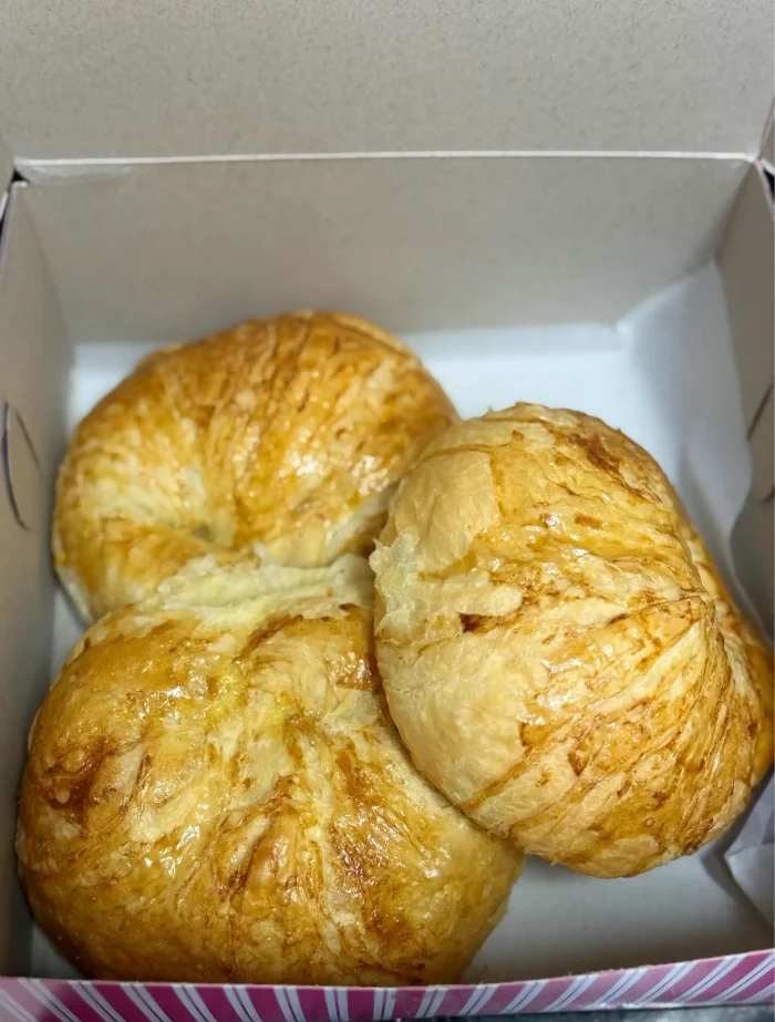 Plain Croissant - Image 2